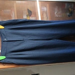 Womans  Pants Trousers Forever 21  L